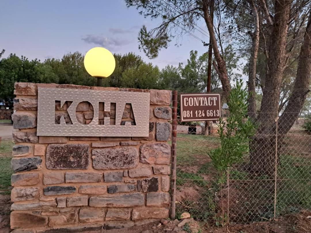 Koha Guesthouse Mariental Exteriér fotografie