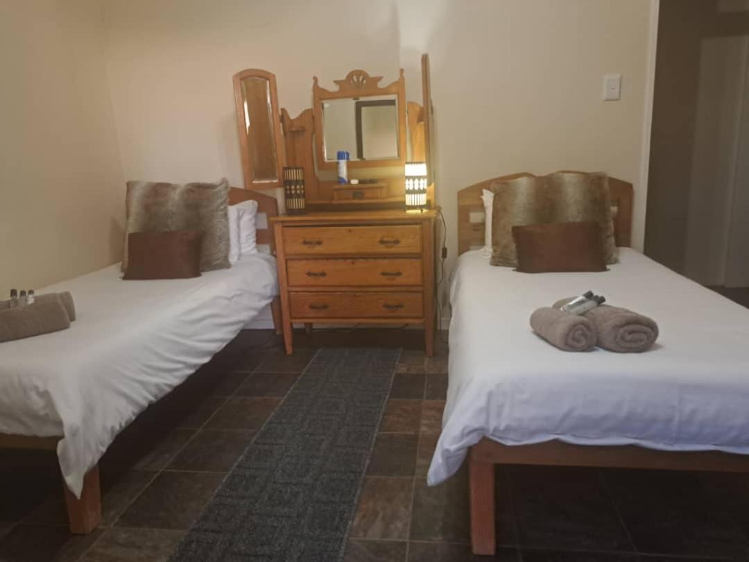 Koha Guesthouse Mariental Exteriér fotografie